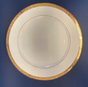 Dinner Plate gold paisley